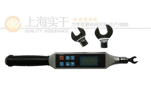 ���@Ť������